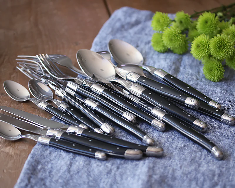 Everyday Flatware - 24 pc set - Image 3