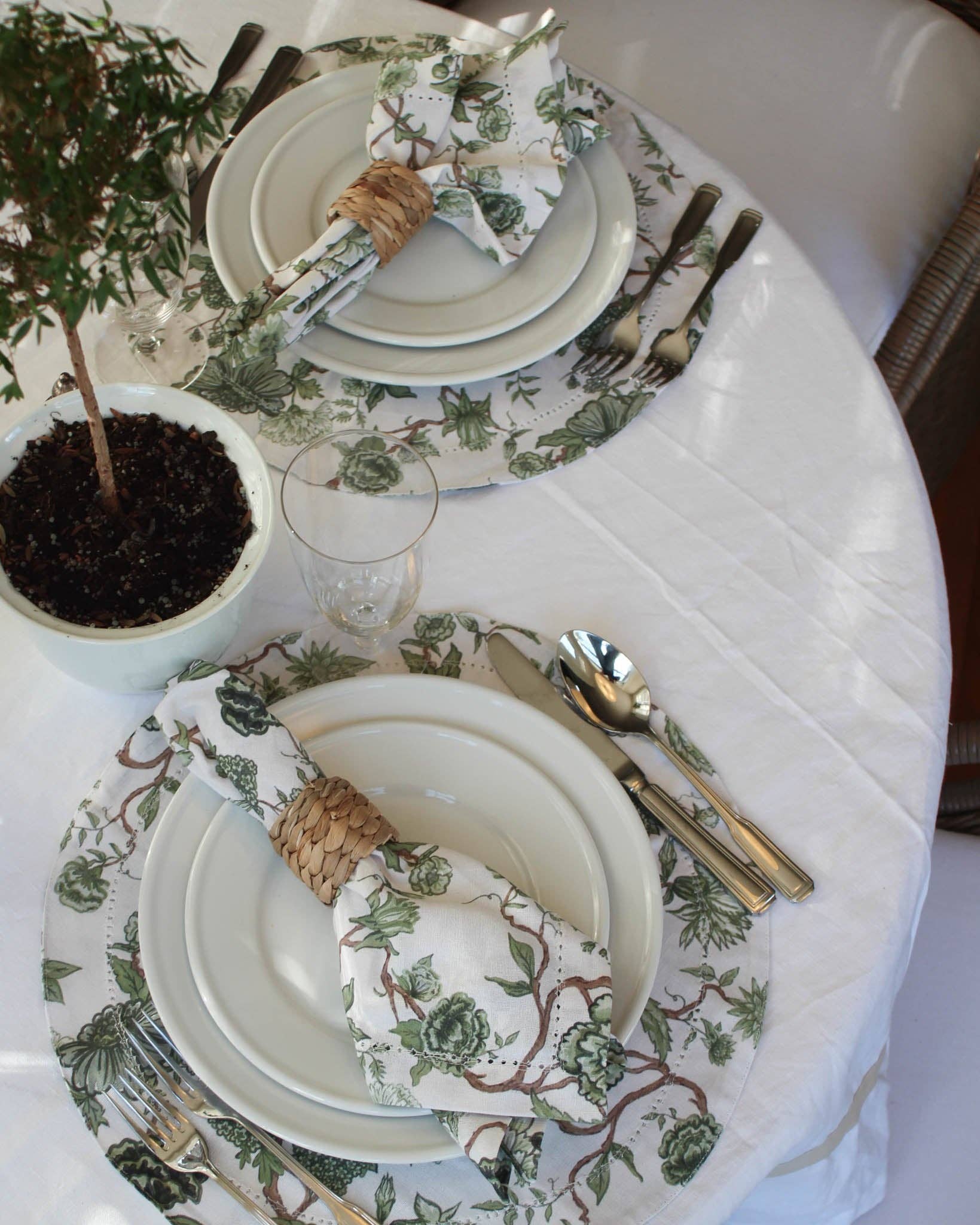 Florence Floral Round Placemats, Set of Four:  Fern - Image 3