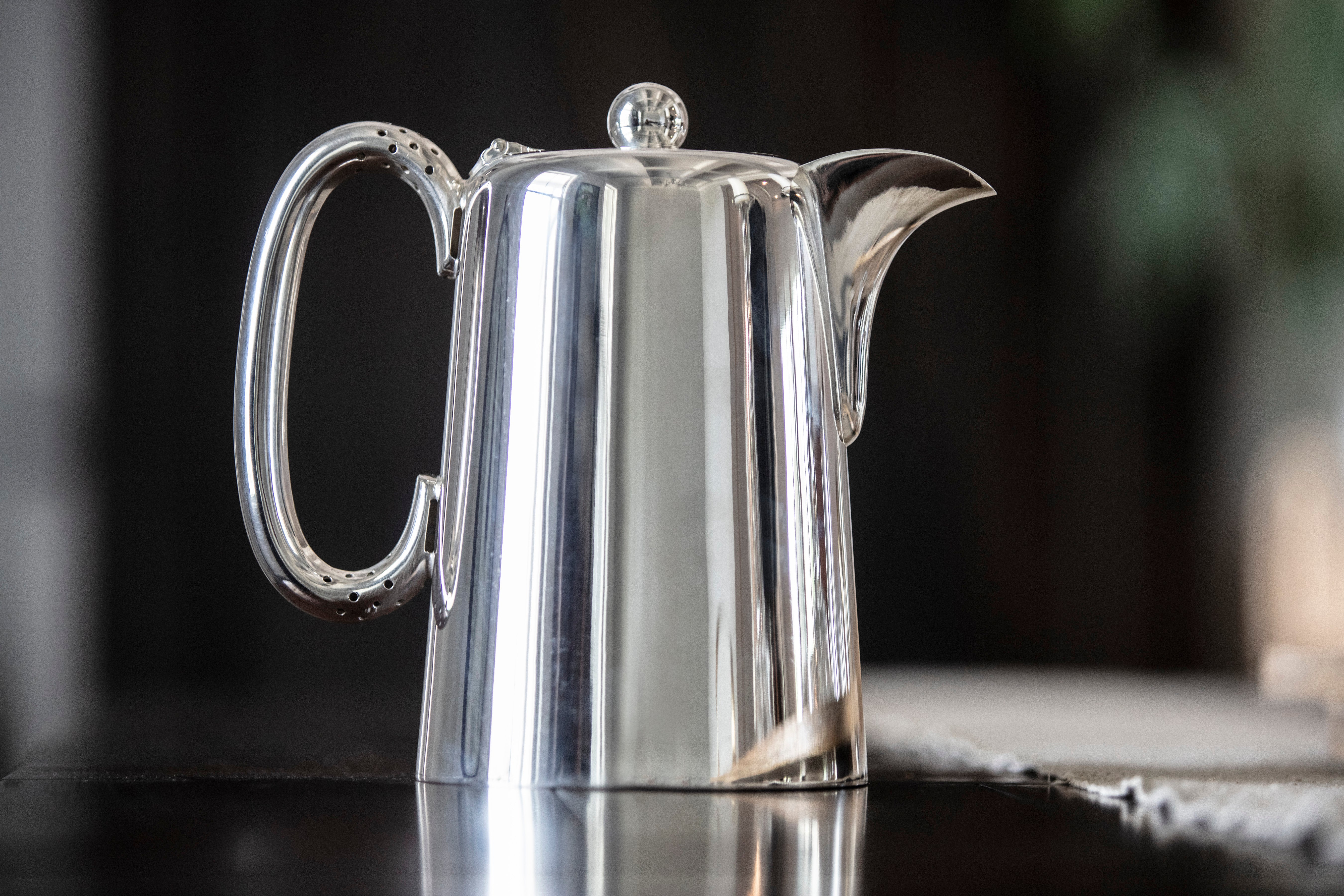 Hôtel Silver Vintage Pitcher - Image 10