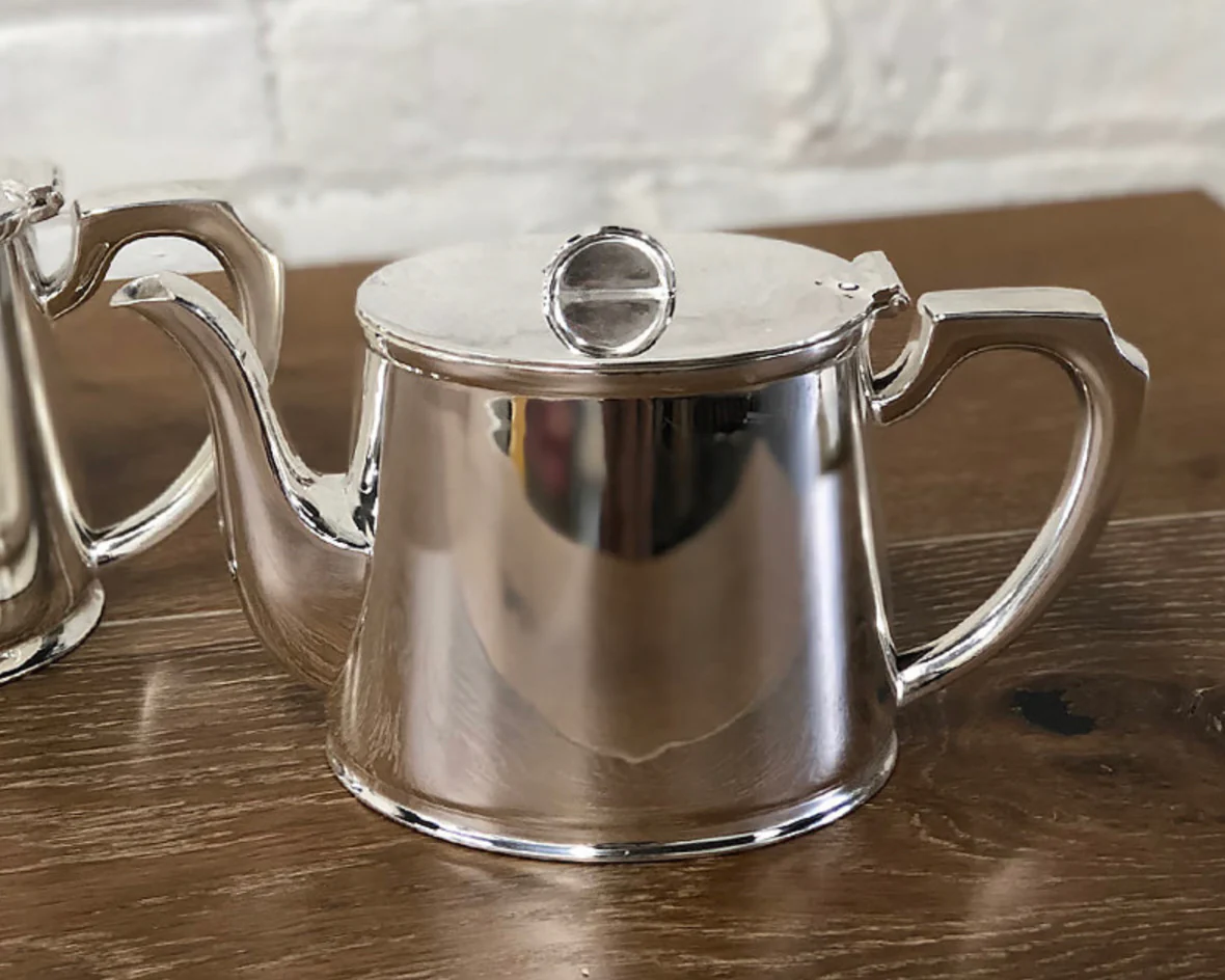 Hôtel Silver Vintage Teapot - Image 4
