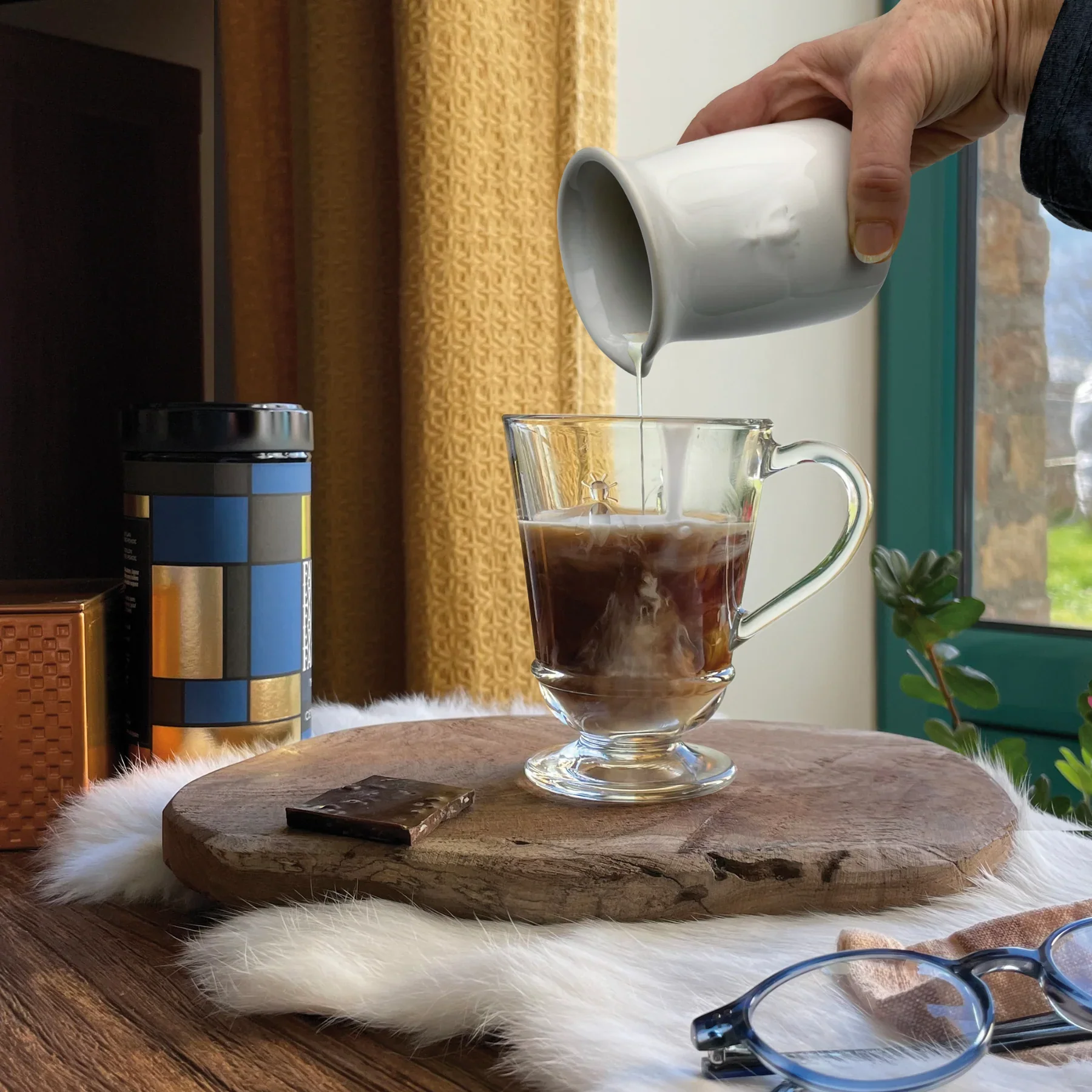 La Rochere Bee Creamer - Image 2