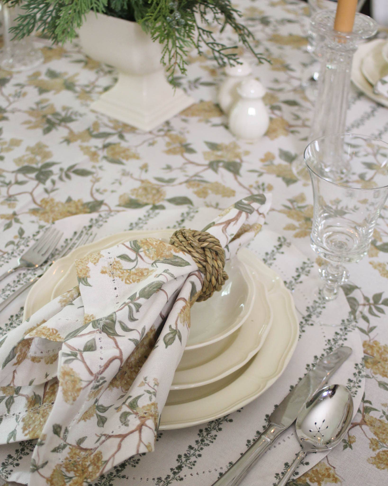 Hyacinth Floral Dinner Napkin Set of Four: Marigold - Image 4