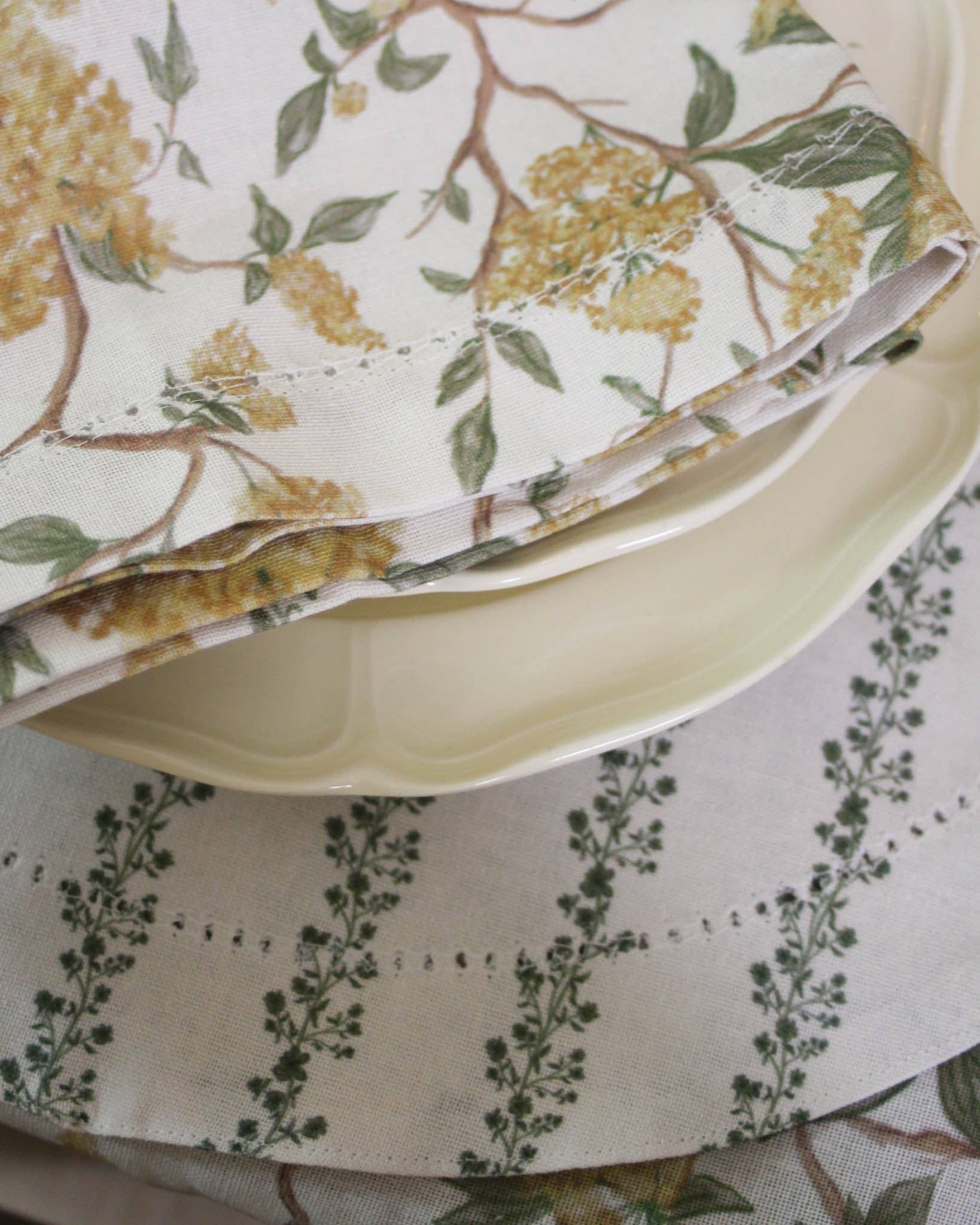 Hyacinth Floral Dinner Napkin Set of Four: Marigold - Image 5