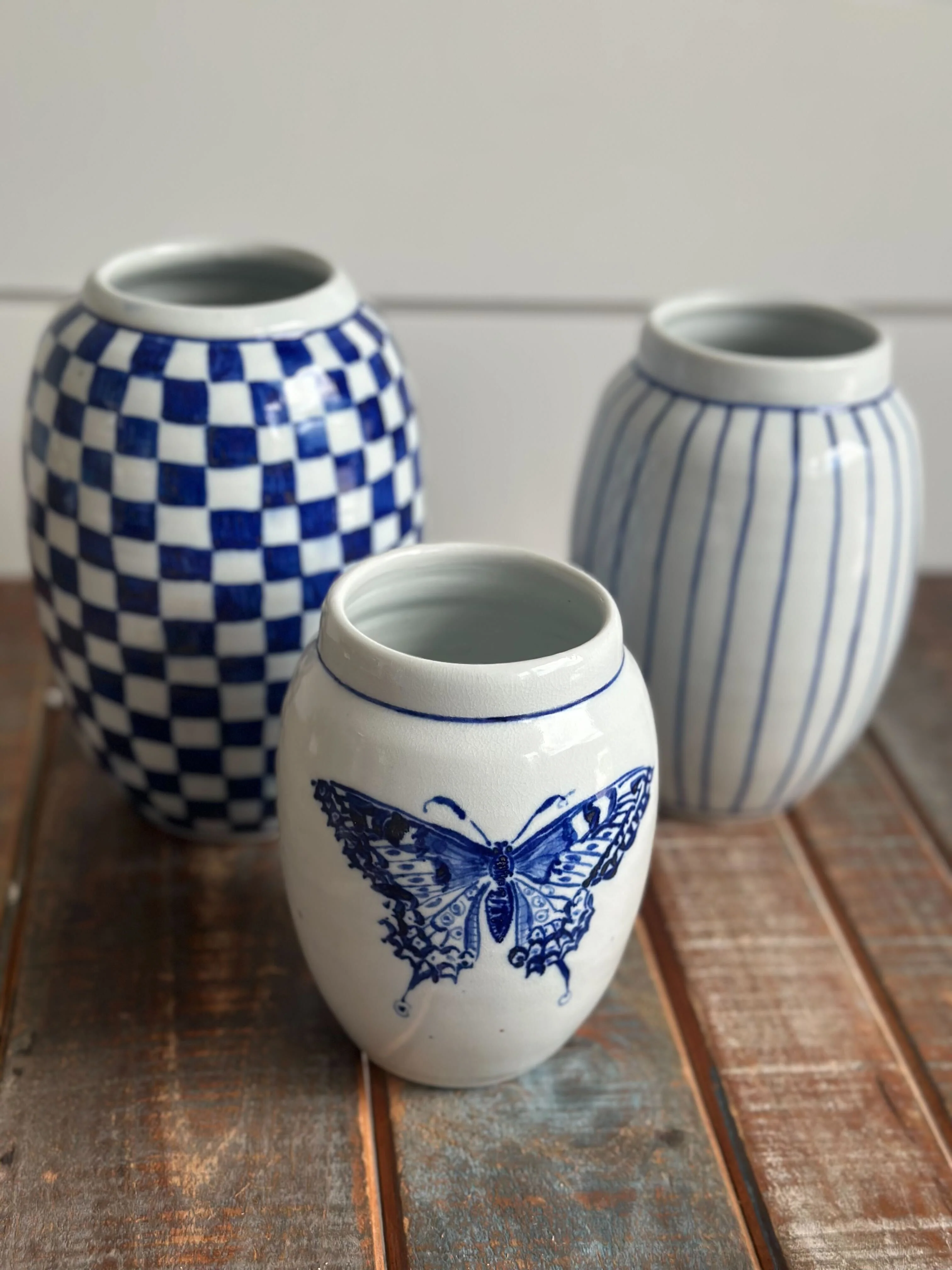English Porcelain Stripe Vase - Image 4