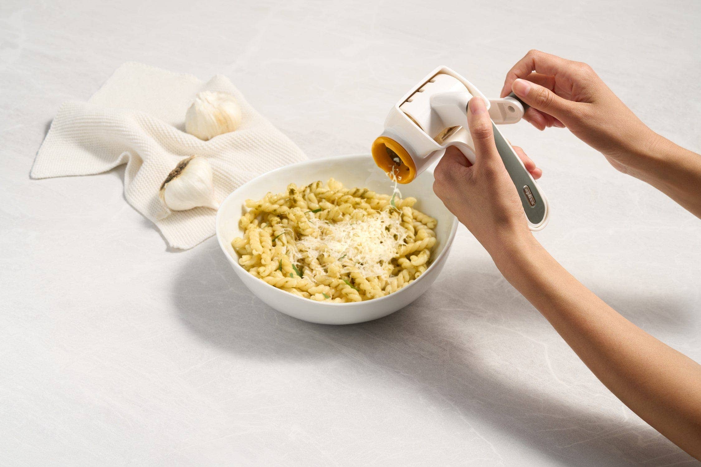 Zyliss Professional Cheese Grater - Image 3